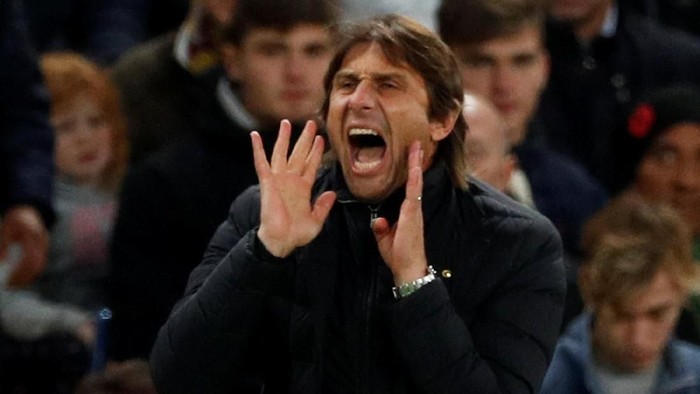 Conte: Jadwal Chelsea Tidak Wajar
