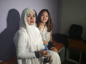 Sarita Abdul Mukti Ungkap Kejadian Usai Shafa Labrak Jennifer Dunn Sarita Abdul Mukti Ungkap Kejadian Usai Shafa Labrak Jennifer Dunn