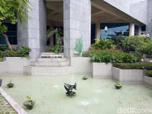 Anggaran Kolam DPRD Dicoret, Sandi: Alhamdulillah Itu Uang Rakyat Anggaran Kolam DPRD Dicoret, Sandi: Alhamdulillah Itu Uang Rakyat