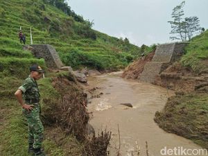 DAM Baru Senilai Rp 291 Juta di Trenggalek Jebol Diterjang Banjir