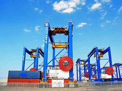 Pelindo III Cari Sarjana IT, Cek Syaratnya di Sini