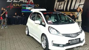 130 Mobil Adu Kece di Bandung