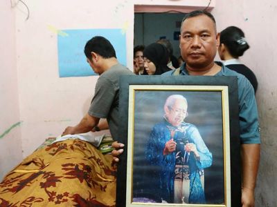 Begini Suasana Duka di Kediaman Laila Sari