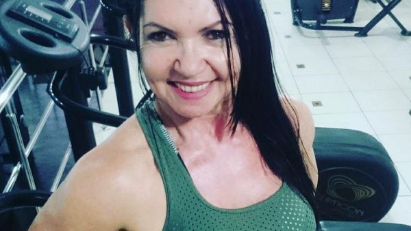 Foto: Nenek Ini Buktikan Usia Bukan Halangan untuk Tetap Bugar dan Seksi