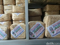 Lewat Bumiayu Wajib Cicip Ketan Pencok yang Pulen Wangi