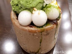Kekinian! Cicip Dessert Serba Matcha di Amausaan Uji Matcha