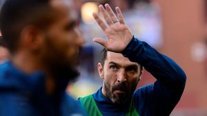 Foto: Gianluigi Buffon sang Penyintas Zaman