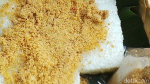 10 Ketan Kukus dengan Aneka Topping Ini Enak Buat Sarapan dan Camilan