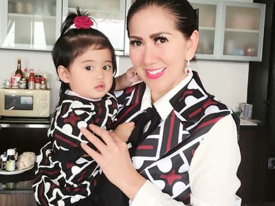 Cute dan Nggemesinnya Vania Athabina, Anak Angkat Venna Melinda