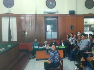 Tiga Saksi Dihadirkan di Persidangan Bos Pasar Turi