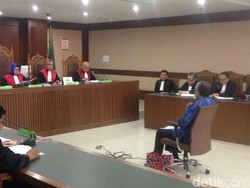 Nur Alam Didakwa Korupsi Beri Izin Tambang di Sulawesi Tenggara