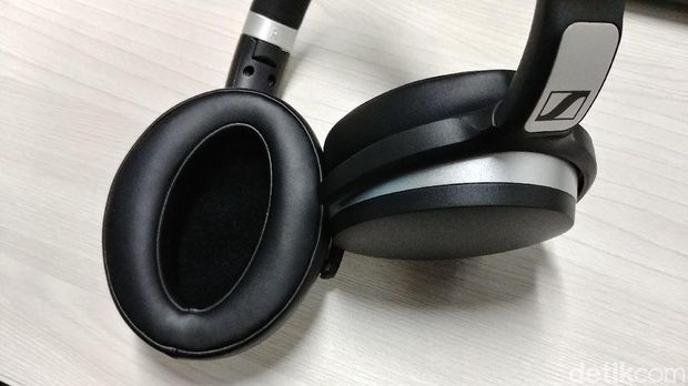 Sennheiser HD 4.50 BTNC, Bluetooth dan Noise Cancelling Rp 3 Jutaan