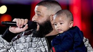 Begini Keakraban DJ Khaled Bersama si Kecil