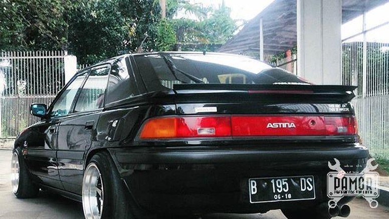 Tampannya Mazda Astina/323F BG