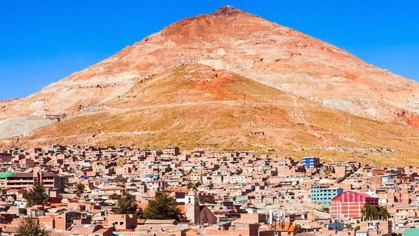 Foto: Gunung Pemakan Manusia
