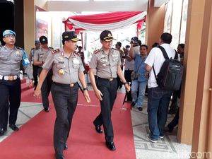 Kapolda Jatim Ancam Copot Anggotanya yang Terlibat Pilkada