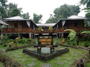 Salut, Penambang Belerang Ini Bangun Homestay dengan Biaya Sendiri Salut, Penambang Belerang Ini Bangun Homestay dengan Biaya Sendiri