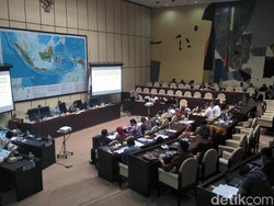 Bahas Verifikasi Parpol, Komisi II Rapat dengan Mendagri-KPU-Bawaslu