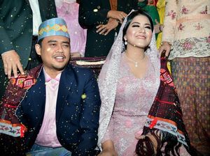 Mau Sewa Mobil ke Resepsi Kahiyang-Bobby? Ini Tarifnya