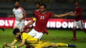 Meme Kocak Hansamu Kerasukan Nunez, Gagal Cetak Gol di Depan Gawang