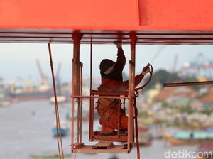 Jokowi Gencar Bangun Infrastruktur, Kok Dampaknya Tak Terasa?