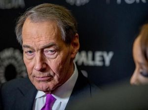 Penyiar TV Charlie Rose Dipecat Terkait Dugaan Pelecehan Seksual Penyiar TV Charlie Rose Dipecat Terkait Dugaan Pelecehan Seksual