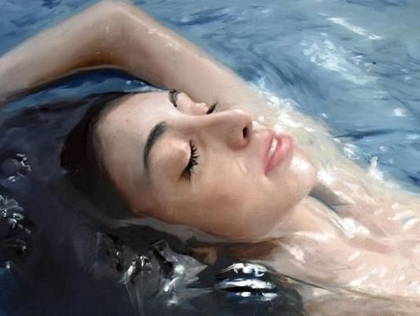 Tebak-tebakan, Wanita di Bawah Air Ini Foto Atau Lukisan?