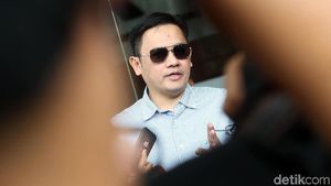 Farhat Abbas Diperiksa Sebagai Saksi Kasus e-KTP