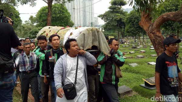 Pemakaman Laila Sari, Ini Trio Licik yang Dituduh Lecehkan Islam