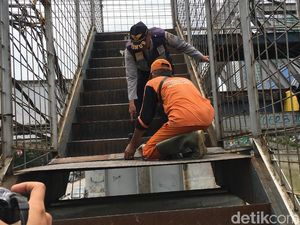 Bina Marga dan Dishub Saling Lempar soal JPO Bolong Kampung Bandan