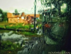 Prakiraan Cuaca 14-16 Oktober 2022, Sebagian Besar Daerah Jatim Hujan Lebat