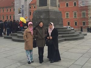 Liburan Sambil Kerja Cara Anang Ajak Ashanty Bulan Madu Lagi