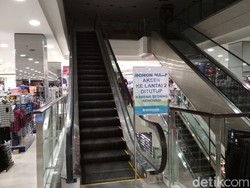 Matahari di Pluit Village Tutup 1 Lantai?