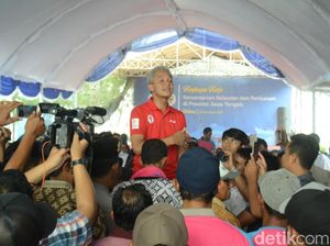 Diprotes Nelayan Cantrang di Rembang, Ini Usulan Gubernur Ganjar Diprotes Nelayan Cantrang di Rembang, Ini Usulan Gubernur Ganjar