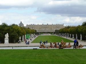 Megah, Ini Istana Terbesar di Eropa