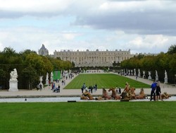 Megah, Ini Istana Terbesar di Eropa