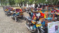 Warna-warni Becak Motor untuk Kirab Kahiyang-Bobby di Medan