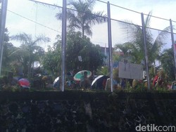 Pencari Suaka di Rudenim Manado Demo