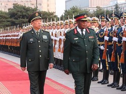 Panglima Militer Zimbabwe ke China Usai Kuasai Ibu Kota, Ada Apa?