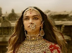 Belum Sepekan Tayang, Padmaavat Raup Keuntungan Rp 176 Miliar