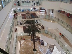 Matahari di Pluit Village Berkurang 1 Lantai, Bagaimana Suasana Mal?