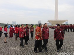 Alumni Hingga Anggota DK OJK Kumpul di Monas Rayakan Hari Jadi