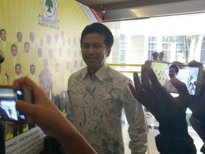 Emil Dardak Dampingi Khofifah, PPP: Jangan Dihalangi