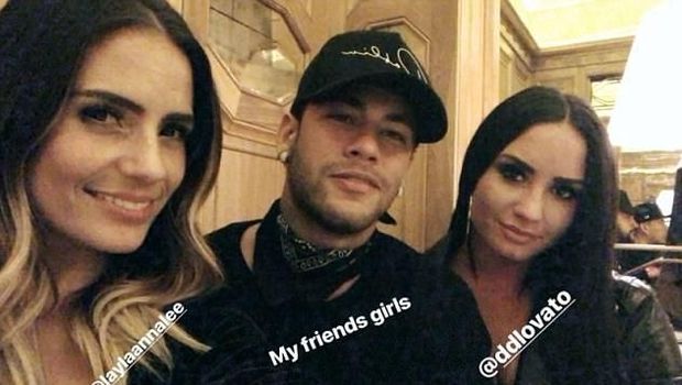 Gaya Hidup Neymar Dikritik, Emery Membela