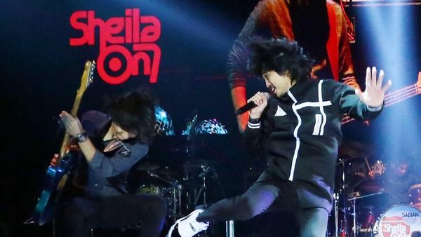 Begini Jadinya 5 Band Super Indonesia Berada Sepanggung