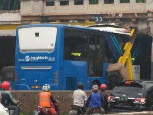 Tak Ada Penumpang di TransJ yang Nyangkut di Terowongan Jatinegara