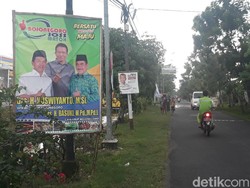 Foto Kang Yoto Mejeng Bareng Calon Bupati Bojonegoro