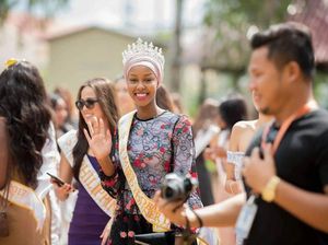 Foto: Ini Ayan Said, Hijabers Pertama yang Jadi Juara di Miss Global 2017 Foto: Ini Ayan Said, Hijabers Pertama yang Jadi Juara di Miss Global 2017