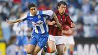 Lebih dari sedekade lalu, Deportivo La Coruna pernah menunjukkan mental baja saat melawan AC Milan. Kalah 1-4 di San Siro pada leg pertama perempatfinal musim 2003/2004, Deportivo menggila Deportivo dengan mencetak empat gol untuk menang 4-0 di leg kedua. (Foto: Jamie McDonald/Getty Images)