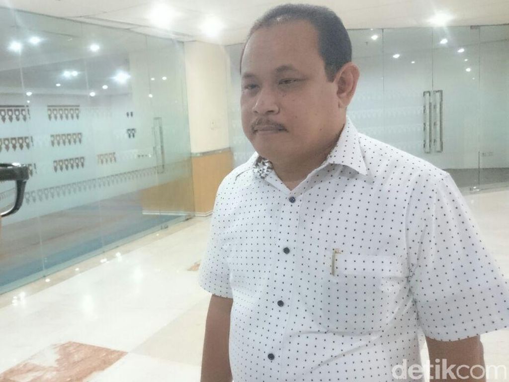 Bila DPRD Tak Setujui Cawagub DKI dari PKS, Gerindra Ajukan M Taufik Bila DPRD Tak Setujui Cawagub DKI dari PKS, Gerindra Ajukan M Taufik